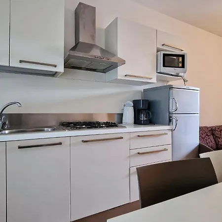 Villaggio Evanike Lägenhet