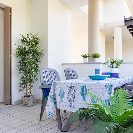 Villaggio Evanike Lägenhet