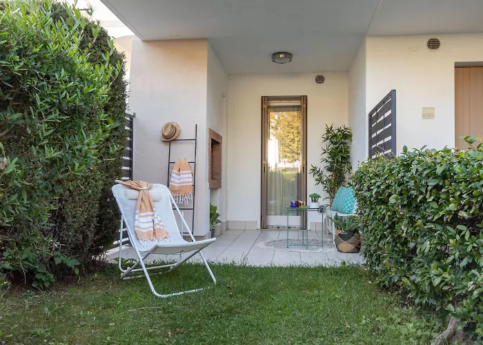 Apartment Villaggio Evanike